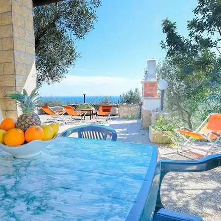 Villa Con Piscina E Jacuzzi Privata A Leuca וילה *