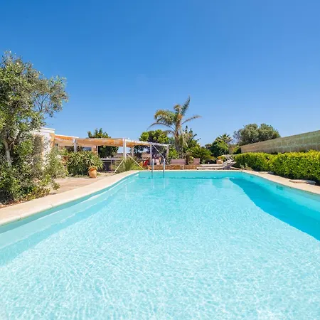 Villa Con Piscina E Jacuzzi Privata A Leuca