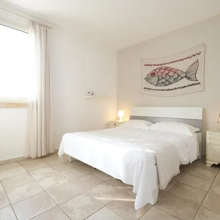 Con Piscina E Jacuzzi Privata A Leuca Corsano (Apulia)