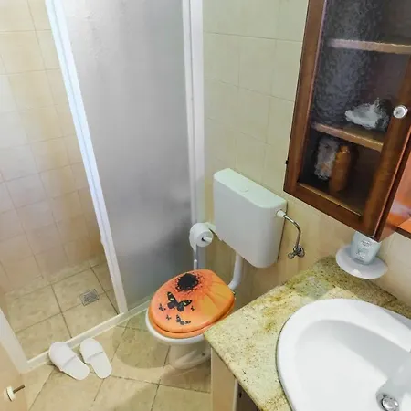 Villa Villa Con Piscina E Jacuzzi Privata A Leuca Corsano (Apulia)