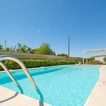 Con Piscina E Jacuzzi Privata A Leuca Villa Corsano (Apulia)